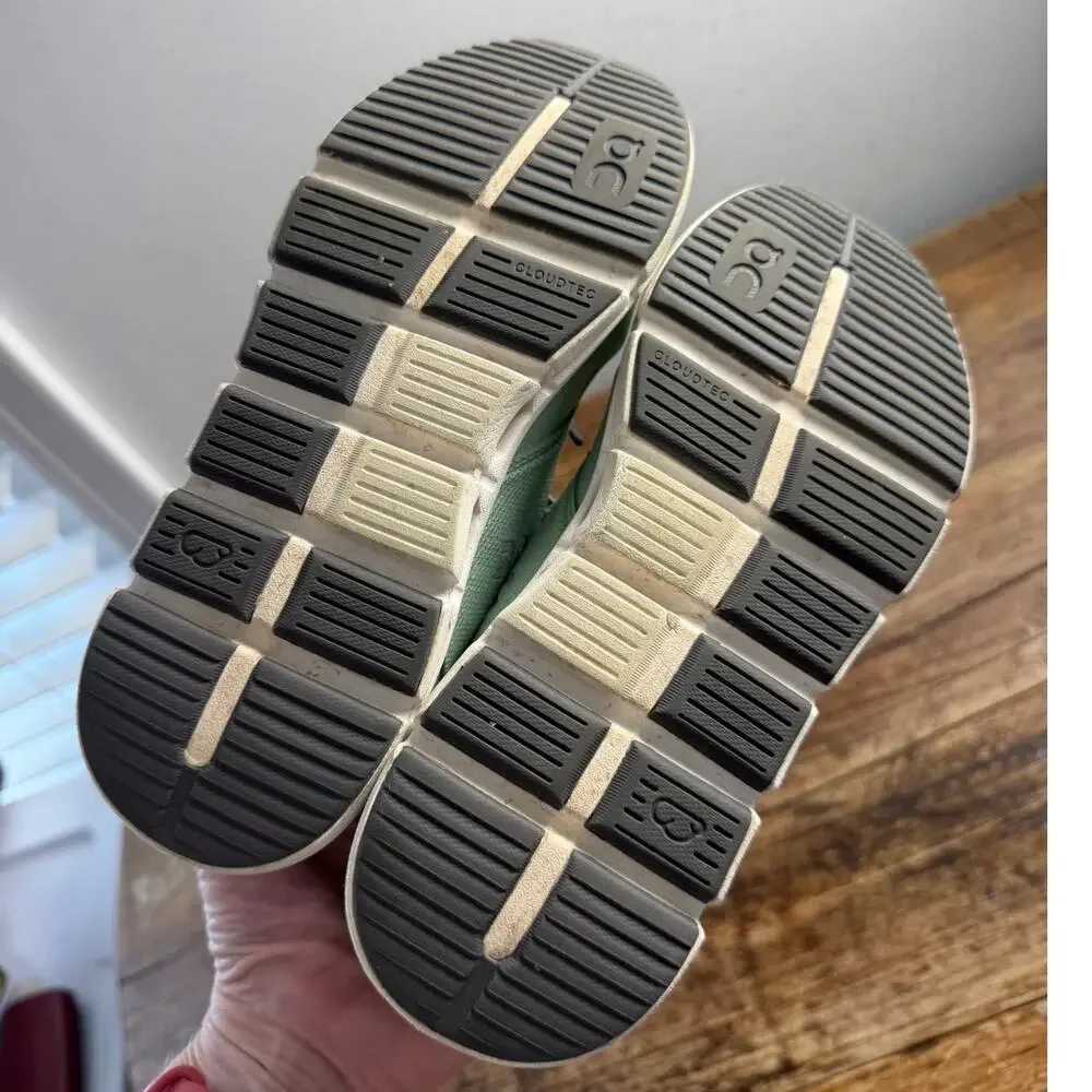 On Running Kids On Cloud Sage running shoes size 1.5